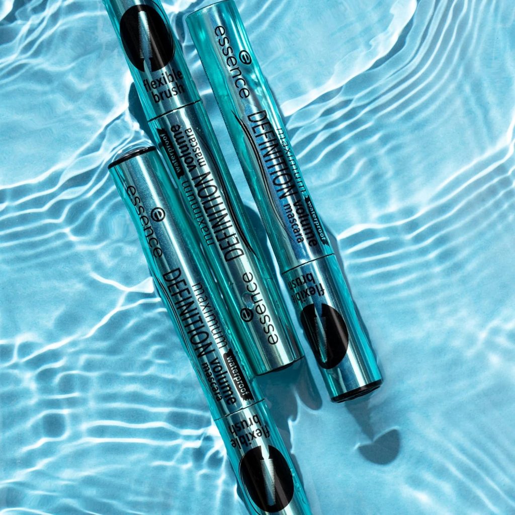 Maximum Definition Volume Mascara - Essence Waterproof: Reliable and Affordable 1