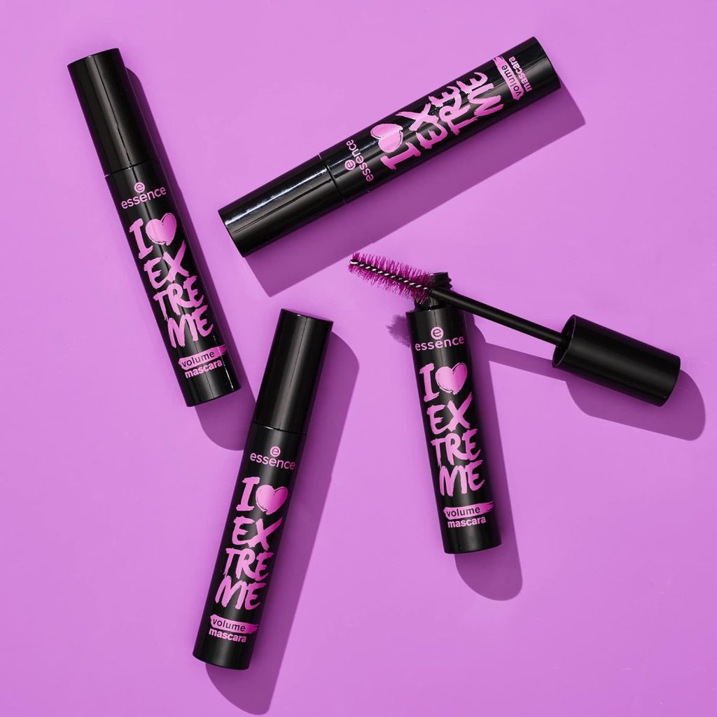 I Love Extreme Mascara - Achieve Dramatic Volume with essence 1