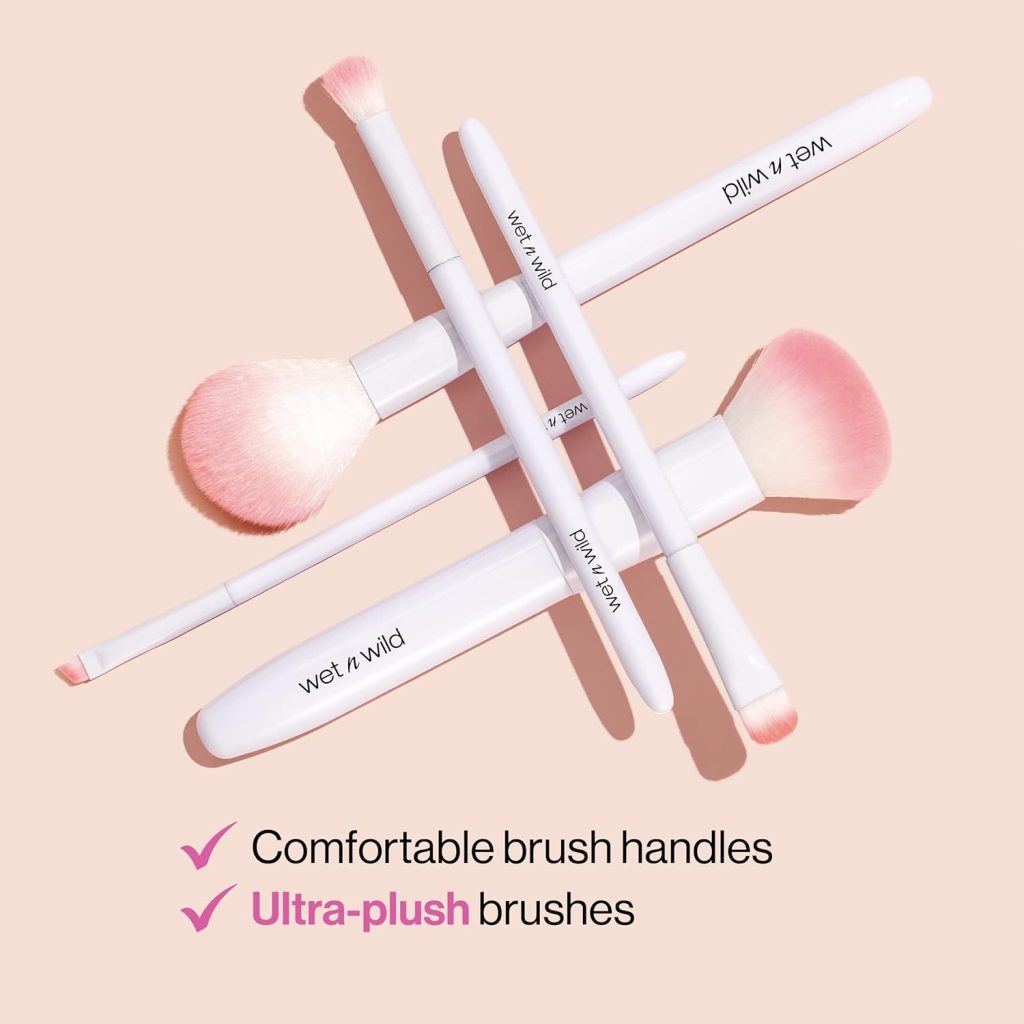 Achieve Precise Makeup Application with the Versatile Eyebrow and Liner Brush 1