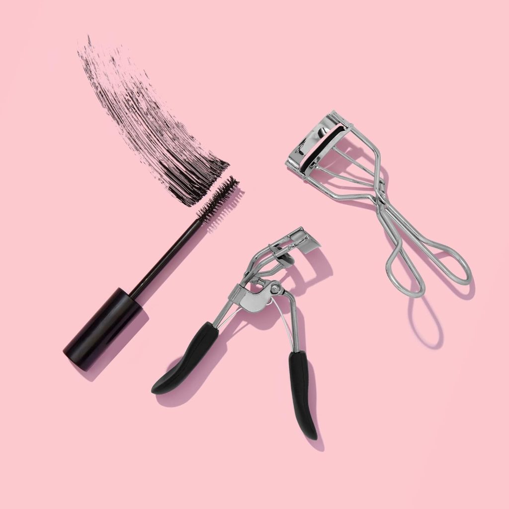 e.l.f. Pro Eyelash Curler - Achieve Eye-Opening Lashes 1