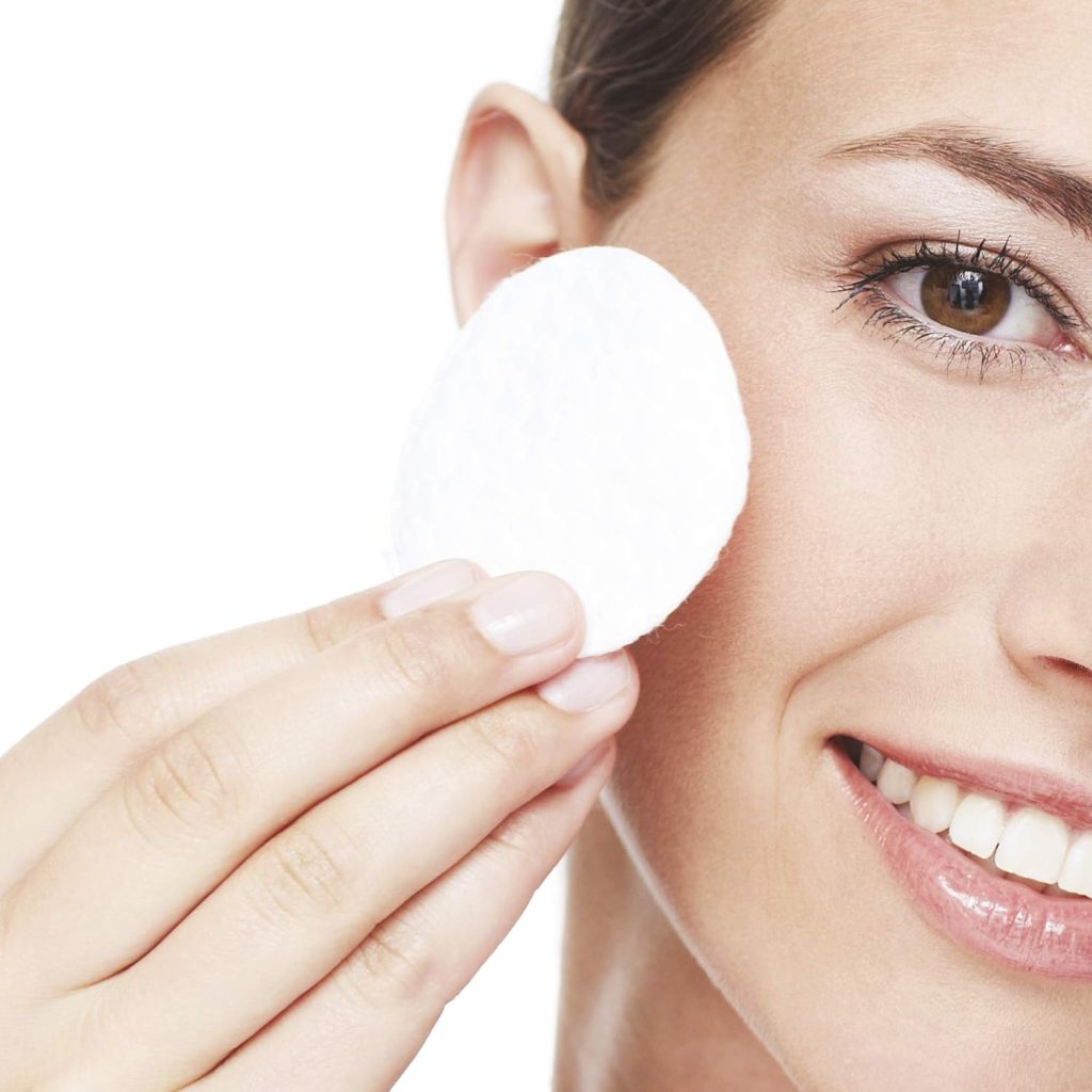 Eye Make-Up Remover Pads - Gentle and Effective Solution for Sensitive Eyes 1