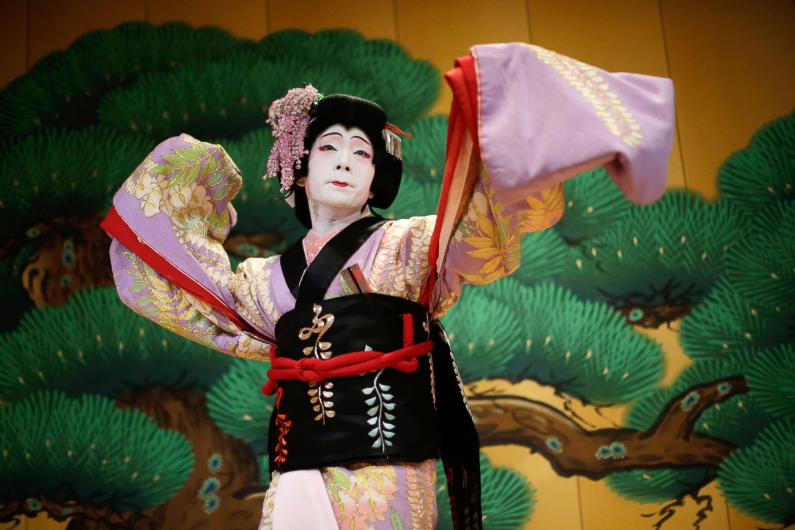 Kabuki Brush Set: 3 Surprising Reasons Why You Need It Today 1
