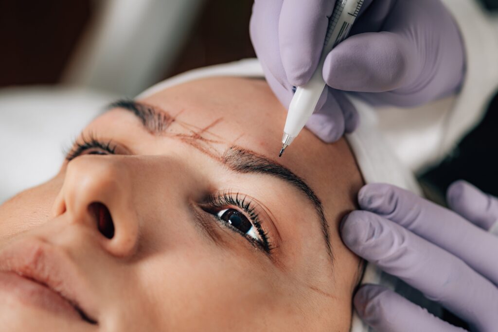 Mastering Microblading: Pros, Cons, Cost and What to Expect